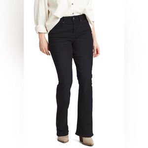 Black NWOT Levi Strauss Signature Women's Shaping Mid Rise Bootcut Jeans size 27
